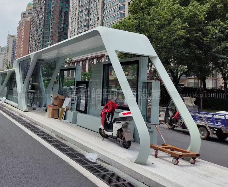 浙江智能候車亭發(fā)貨案例